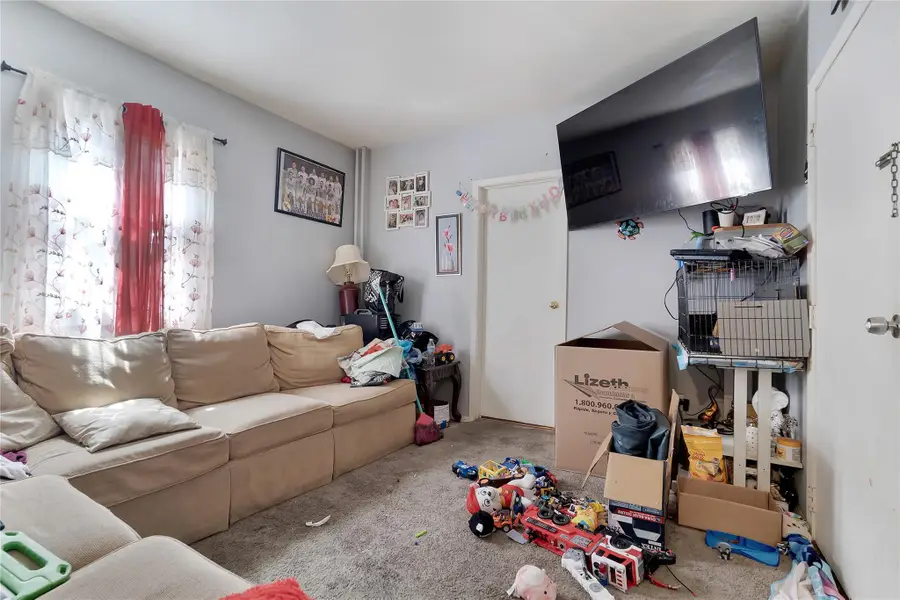 101 Baldwin Road, Hempstead, NY 11550 - Image #2