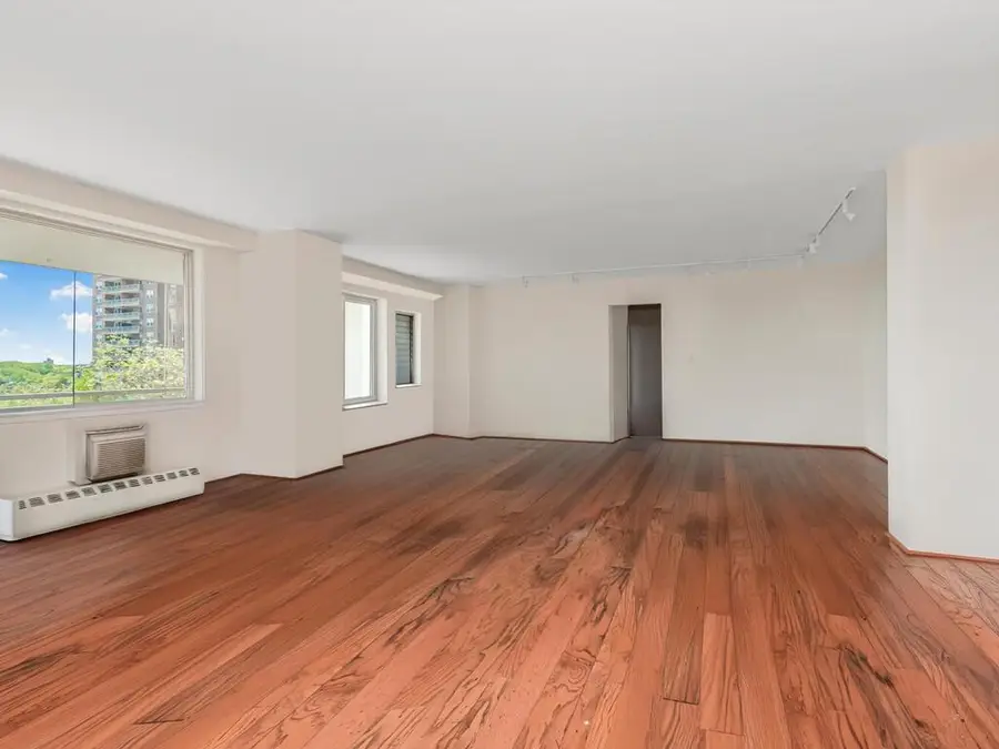 5800 Arlington Avenue #6DE, Bronx, NY 10471 - Image #2