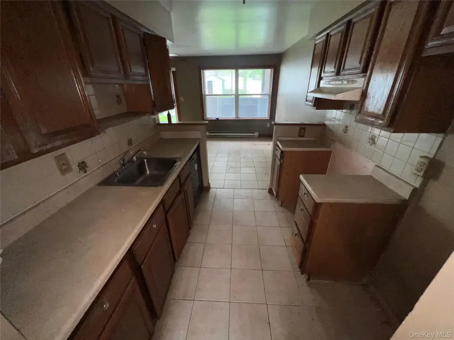 5 Northgate Drive, Walden, NY 12586 - Image #2