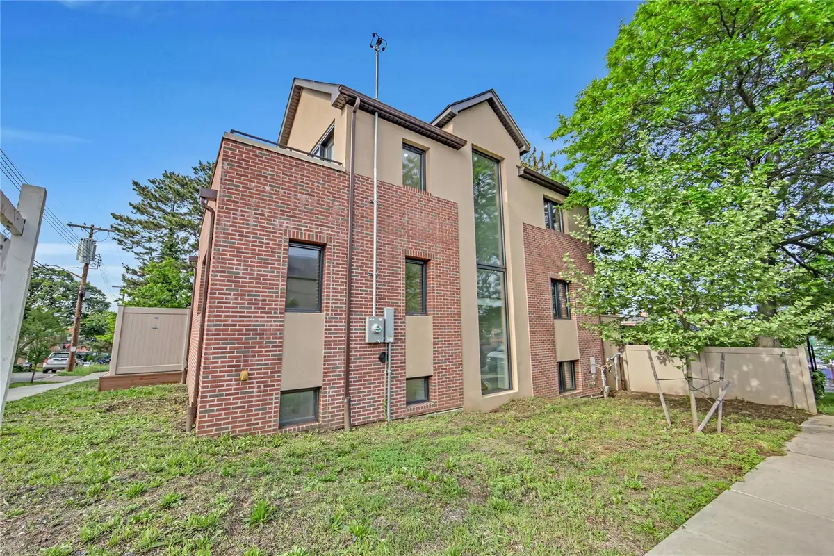 6-27 129th Street, College Point, NY 11356 - #1