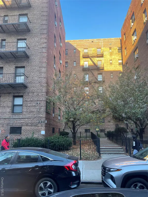 44- 21 Macnish Street #6C, Elmhurst, NY 11373