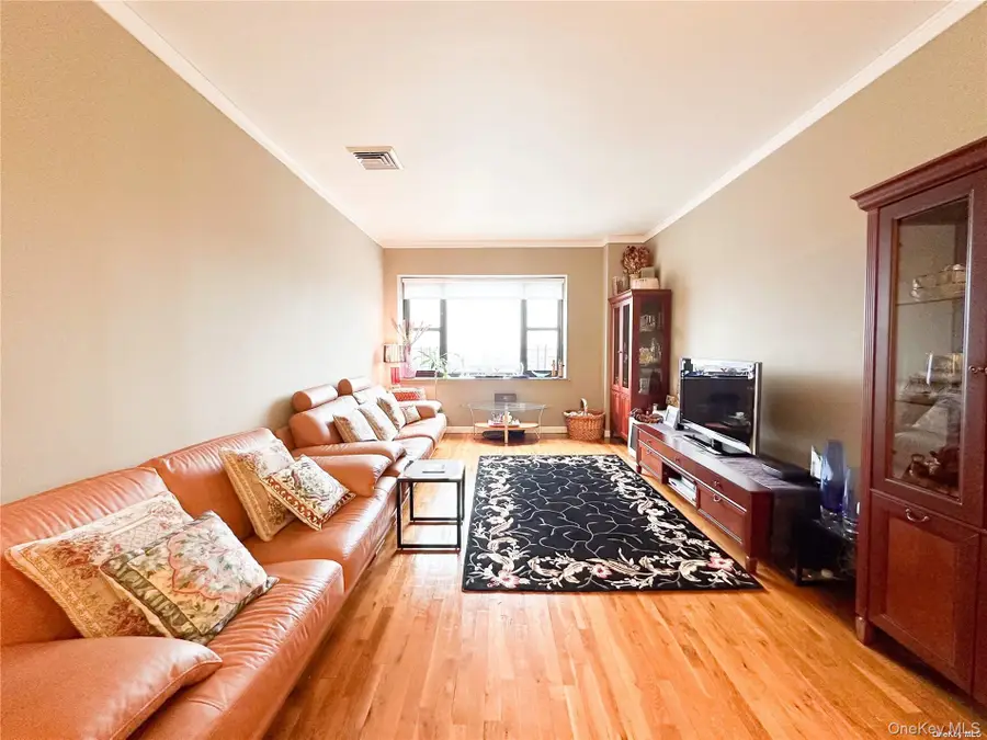 62-10 Woodside Avenue #311, Woodside, NY 11377 - Image #3