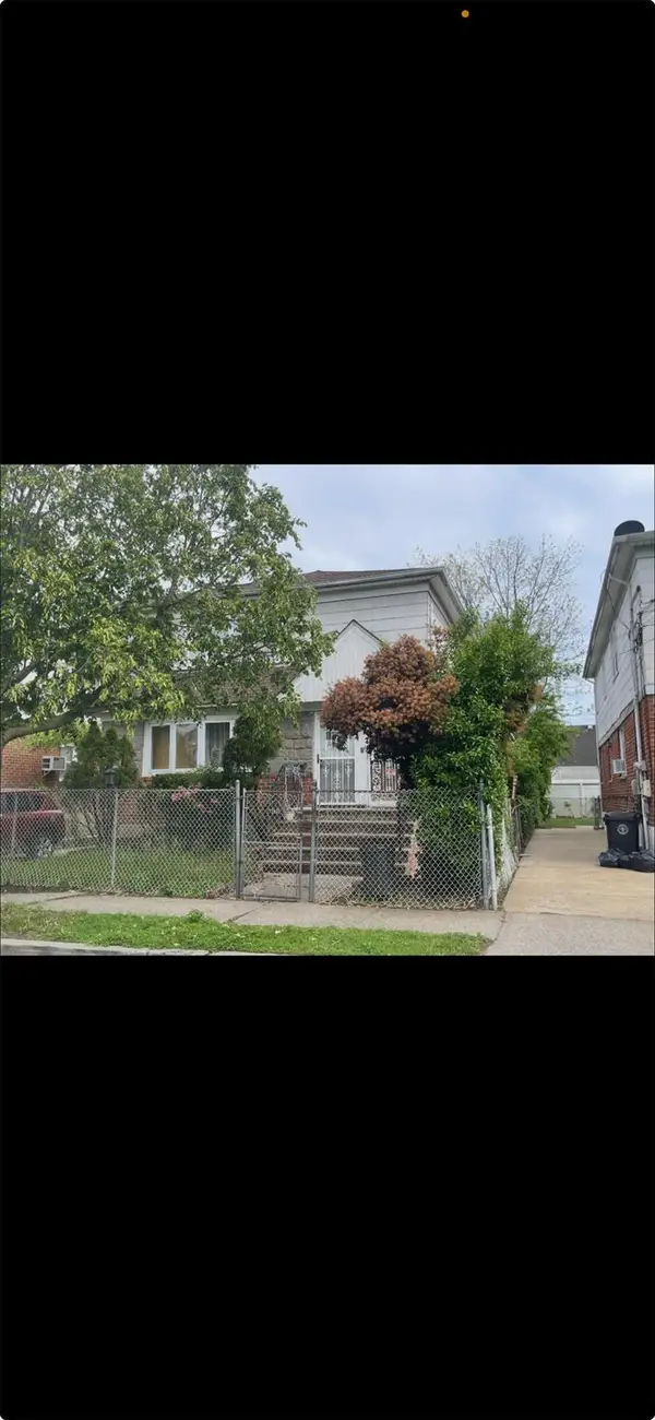 13929 254th Street, Rosedale, NY 11422