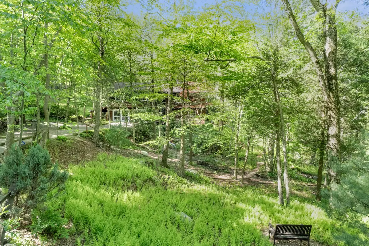 10 S Mountain Pond, Garrison, NY 10524 - Image #1