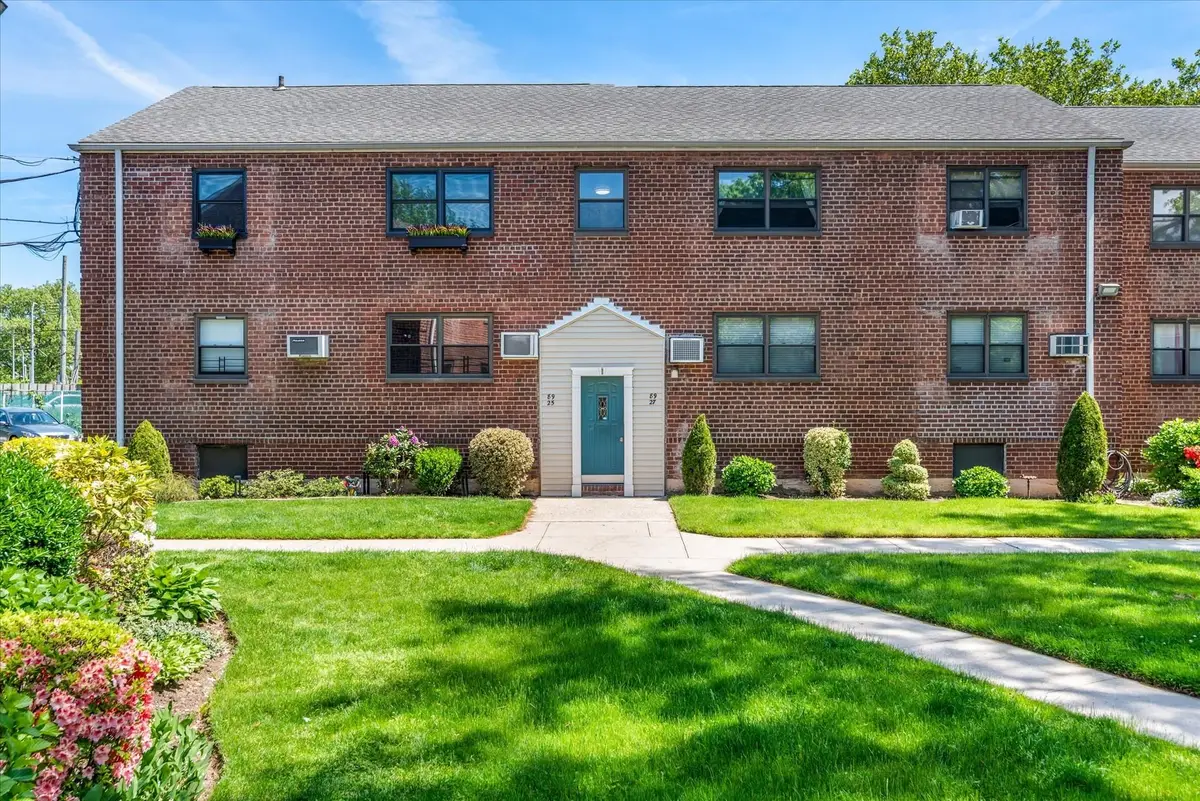 89-25 151 Avenue #4S, Howard Beach, NY 11414 - Image #1