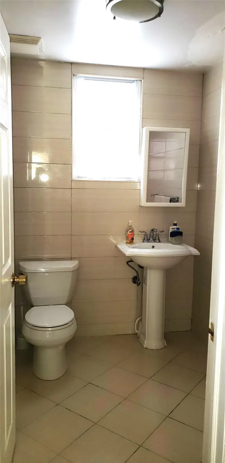 4073 Monticello Avenue, Bronx, NY 10466 - Image #2