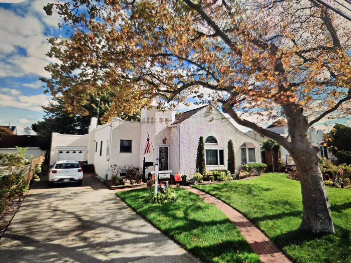 12 Bay Front Drive, Baldwin, NY 11510 - Image #1