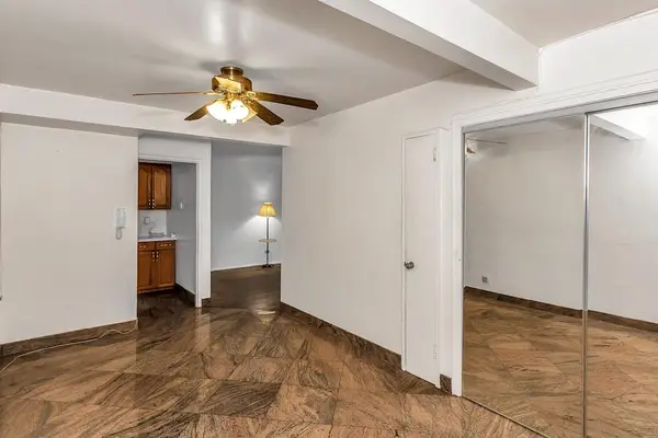 87-40 Francis Lewis Boulevard #B38, Queens Village, NY 11427