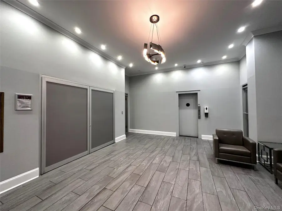 270 N Broadway #2HI, Yonkers, NY 10701 - Image #3