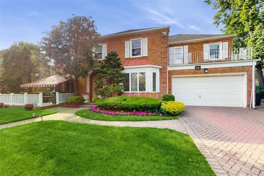 202 Broadway, Lawrence, NY 11559 - Image #2