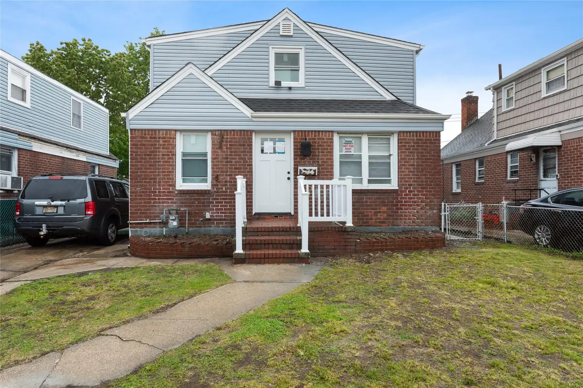 45 Warwick Road, Elmont, NY 11003 - #1