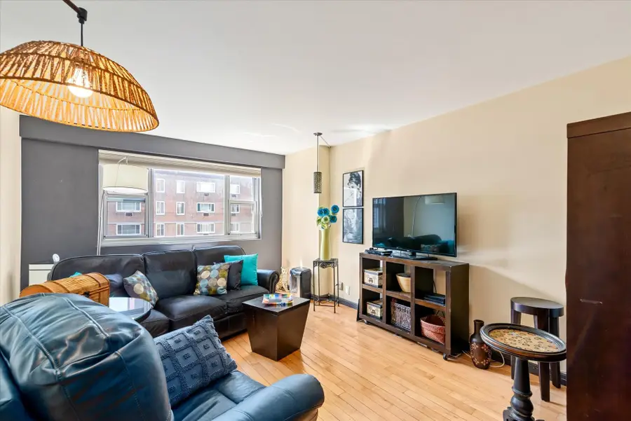 52-30 39 Drive #9B, Woodside, NY 11377 - Image #2