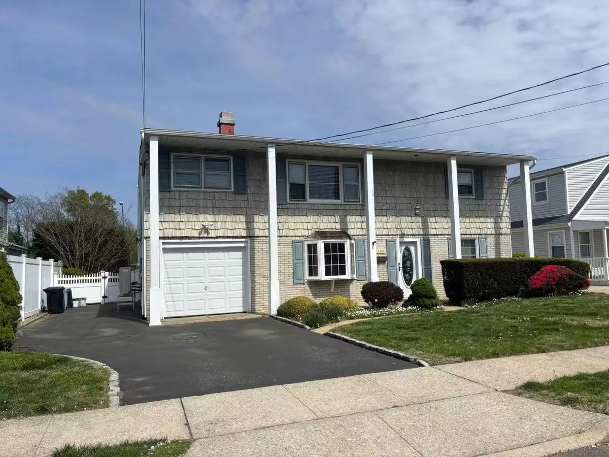 2333 Beech Street, Wantagh, NY 11793 - Image #1