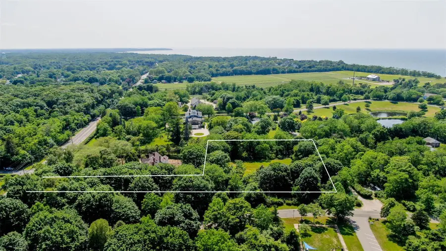 2365 Main Road, Greenport, NY  - Image #3