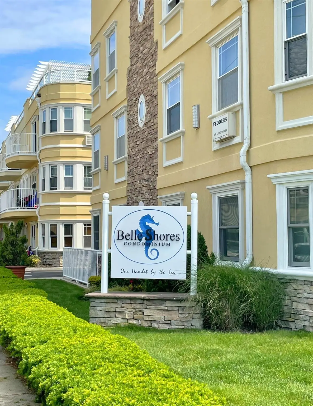 175 Beach 100th Street #8A, Rockaway Park, NY 11694 - Image #1