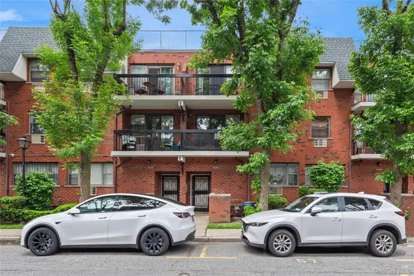 71-28 Sutton Place #3, Flushing, NY 11365