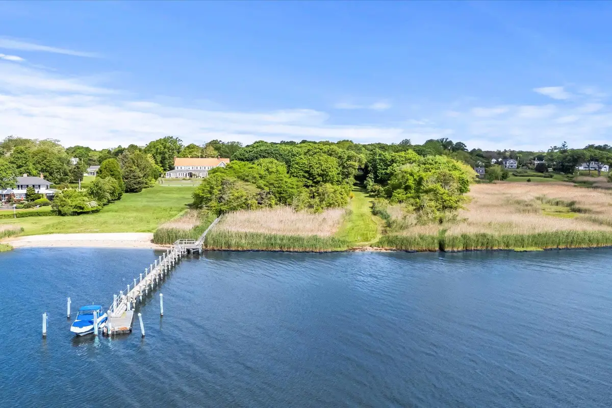 198 South Country Road, Bellport, NY 11713 - Image #1