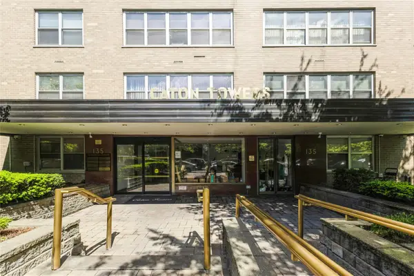 135 Ocean Parkway #10L, Brooklyn, NY 11218