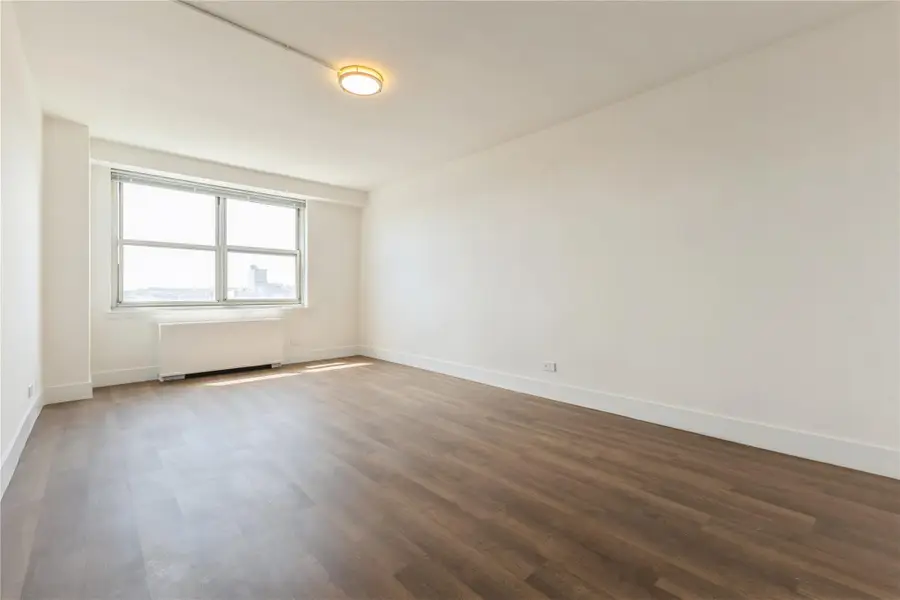 135 Ocean Parkway #10L, Brooklyn, NY 11218 - Image #2