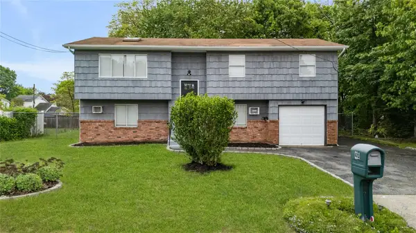 40 S 29th Street, Wyandanch, NY 11798