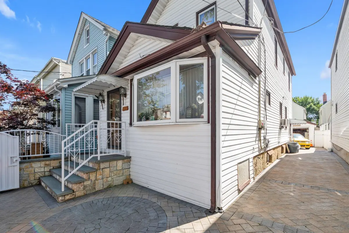 91-25 78 Street, Woodhaven, NY 11421 - Image #1