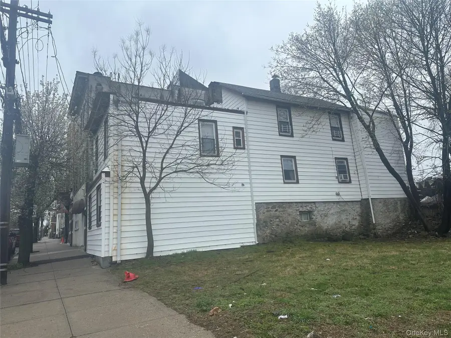 21 Drake Avenue, New Rochelle, NY 10805 - Image #2