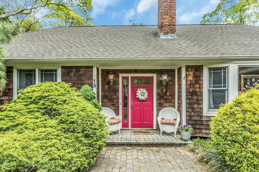 13 Delacey Avenue, East Quogue, NY 11942 - Image #2