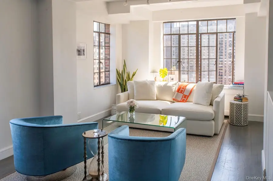 320 E 42nd Street #2218, Manhattan, NY 10017 - Image #2