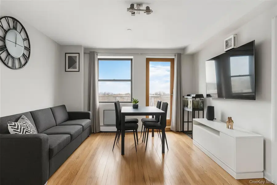 35-38 Junction Boulevard #5H, Corona, NY 11368 - Image #2