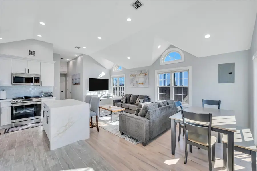 68 Brookline Avenue, East Atlantic Beach, NY 11561 - Image #3