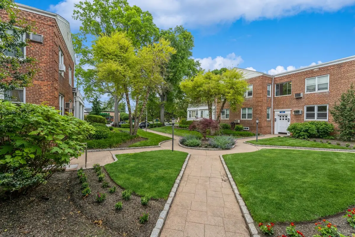 1355 Broadway #B20, Hewlett, NY 11557 - #1