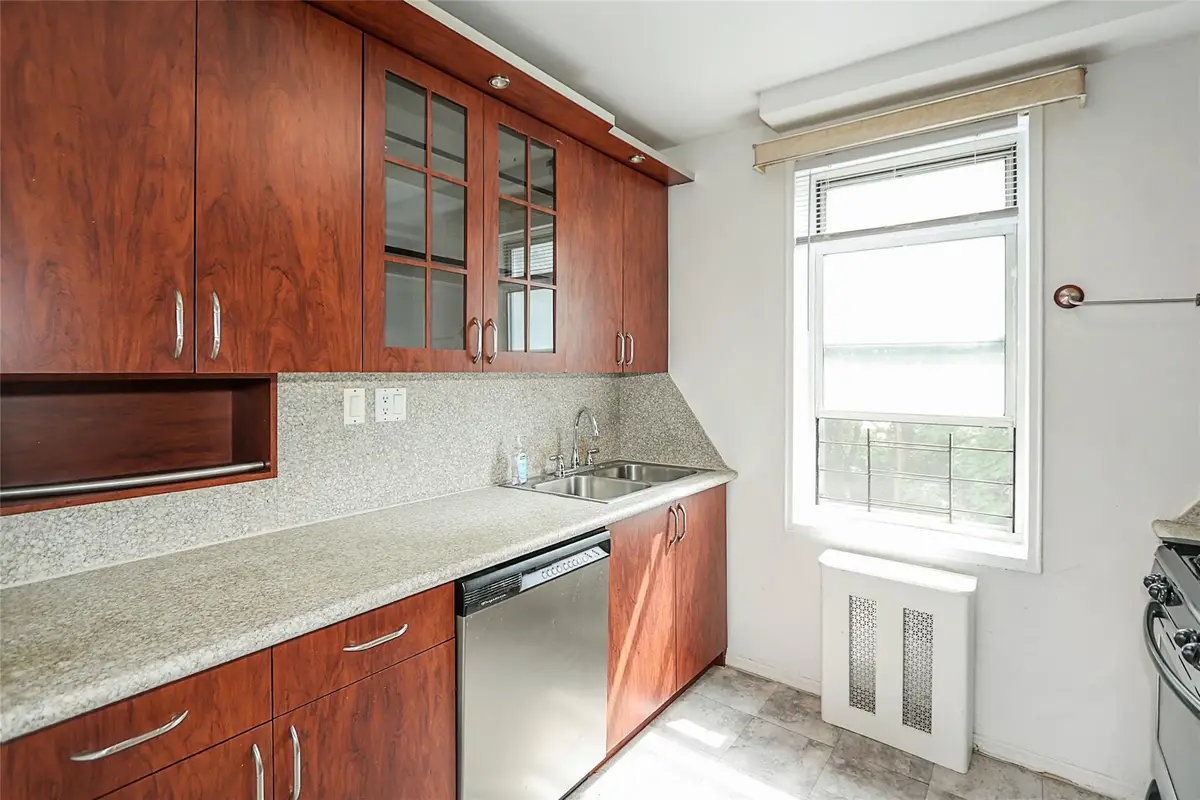 7445 Yellowstone Boulevard #5C, Rego Park, NY 11374 - Image #1