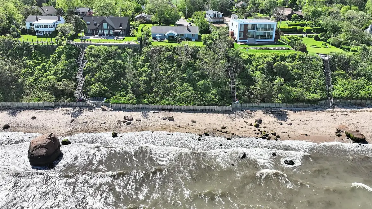 545 Glen Court, Cutchogue, NY 11935 - Image #1