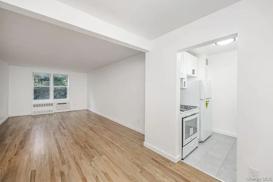 67-50 Thornton Place #3K, Forest Hills, NY 11375 - Image #3