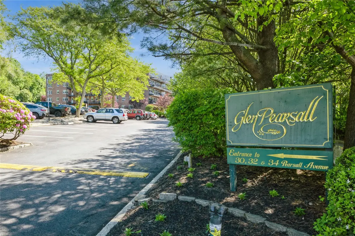 32 Pearsall Avenue #1C, Glen Cove, NY 11542 - Image #1