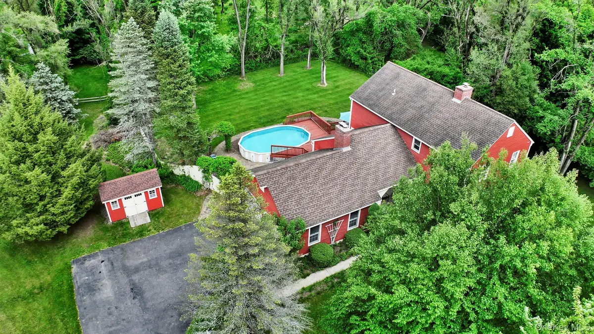 74 Vincent Lane, Stone Ridge, NY 12484 - Image #1