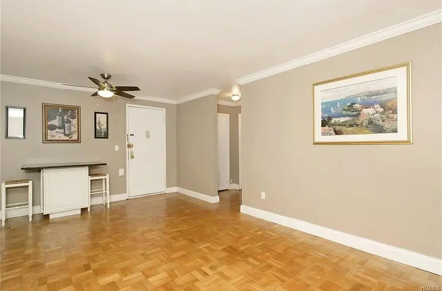 1122 Yonkers #1E, Yonkers, NY 10704 - Image #3