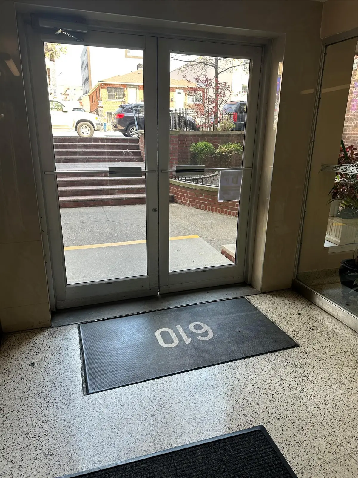 610 Waring Avenue #6C, Bronx, NY 10467 - Image #1