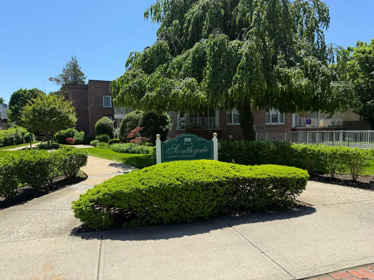 255 Central Avenue #202-A, Lawrence, NY 11559 - Image #1