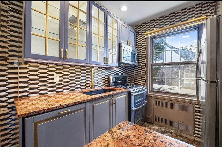 255 Central Avenue #202-A, Lawrence, NY 11559 - Image #3