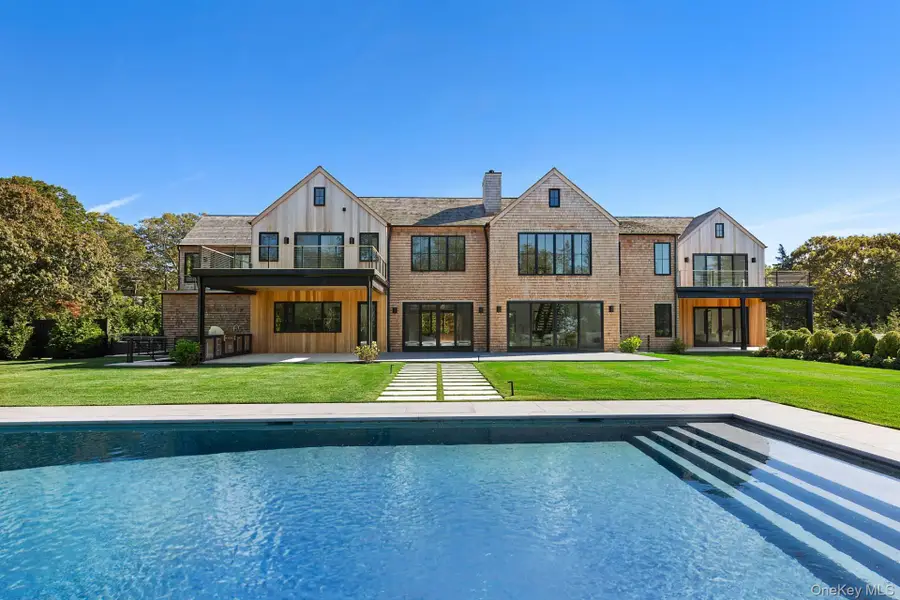 150 Edge Of Woods Road, Southampton, NY 11968 - #3