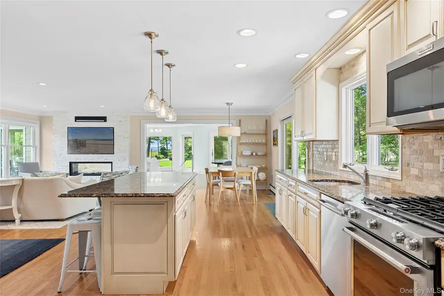 2360 Marlene Lane, Mattituck, NY 11952 - Image #3