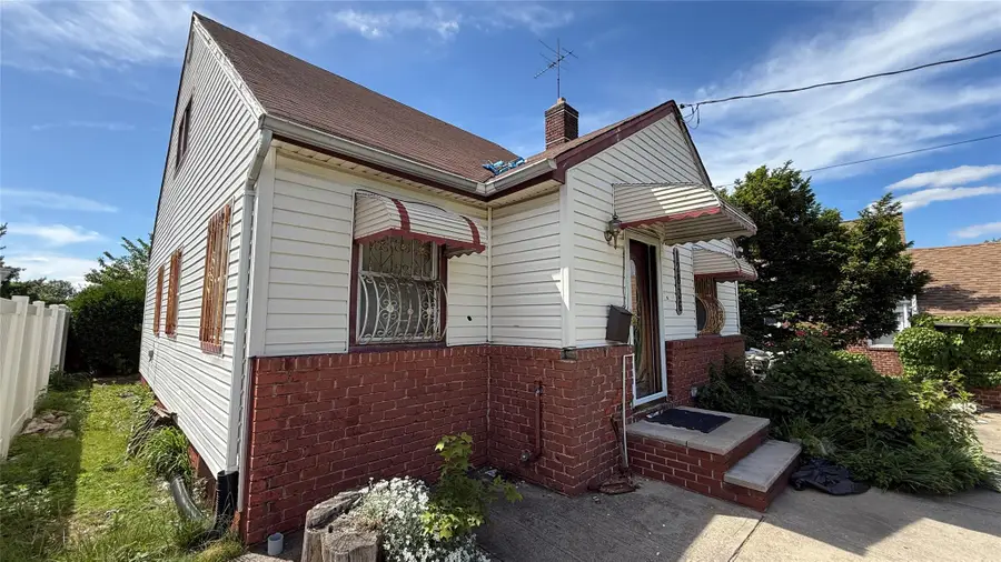 128-36 Hook Creek Boulevard, Rosedale, NY 11422 - Image #3