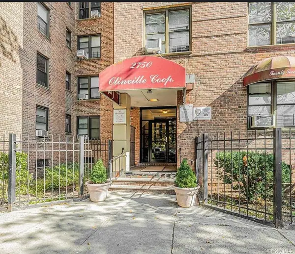 2750 Olinville Ave #4C, Bronx, NY 10467