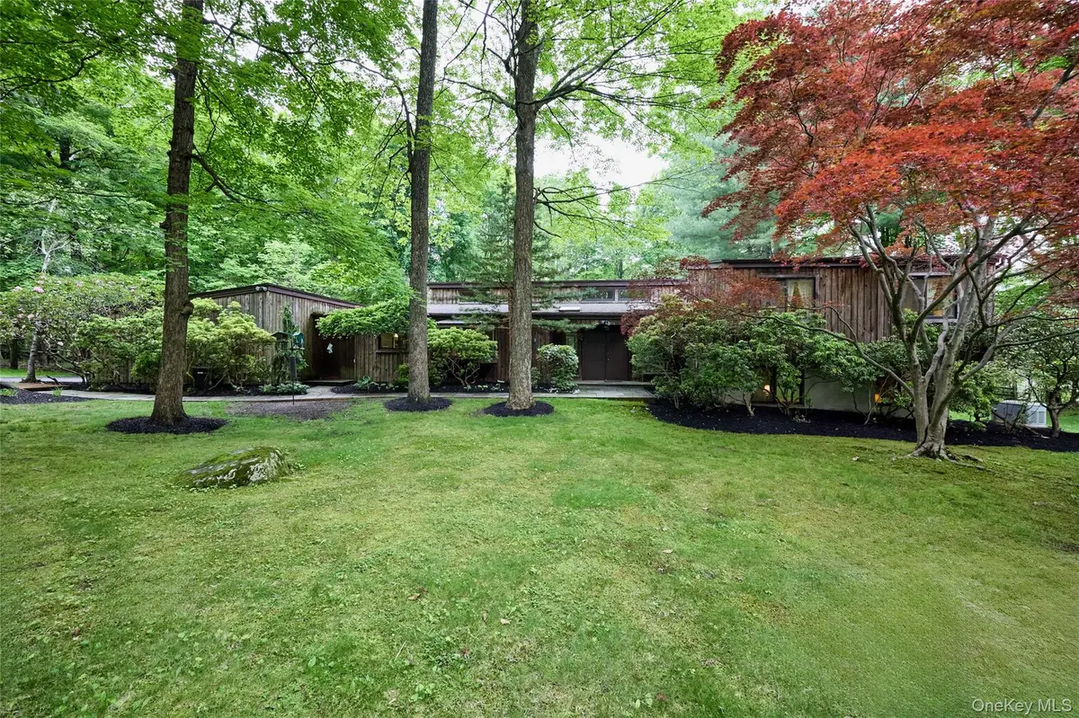 31 Greenlawn Road, Katonah, NY 10536 - Image #1