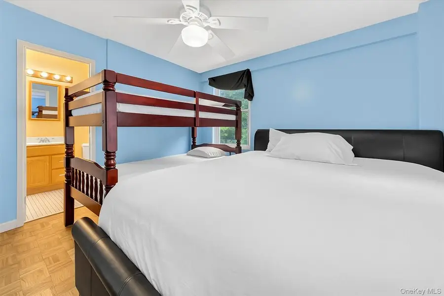 110 Pearsall Drive #3B, Mount Vernon, NY 10552 - Image #2