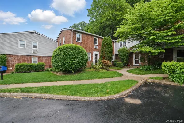 147 Charter Circle #147, Ossining, NY 10562