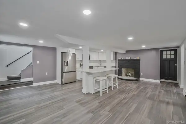 60 Sunburst Drive, Rocky Point, NY 11778