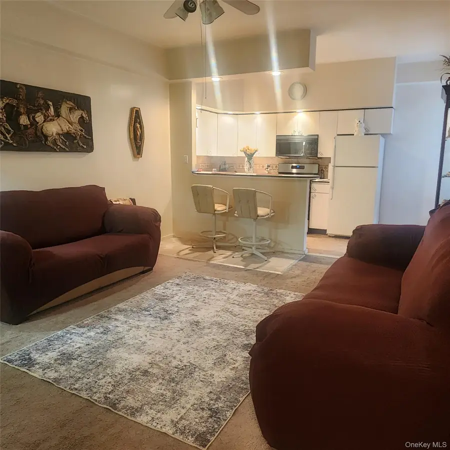 160-15 Powells Cove Boulevard #D203, Beechhurst, NY 11357 - Image #2