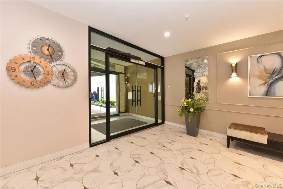 40 Stoner Avenue #1-i, Great Neck, NY 11021 - Image #2